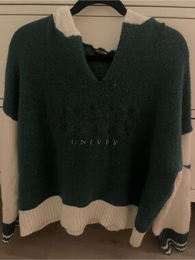 Boston University Pull Over Sweater